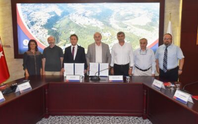 Ondokuz Mayıs Üniversitesi (OMÜ) ve Yakakent Belediyesi arasında sosyal ve kültürel alanda işbirliği protokolü imzalandı.