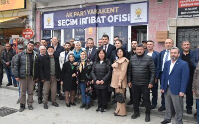 Belediye Başkanımız Hüseyin Kıyma AK Parti Yakakent Seçim Koordinasyon Merkezinde düzenlenen bayramlaşma programına katıldı