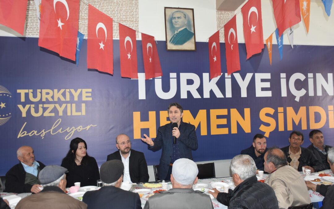 Belediye Başkanımız Hüseyin KIYMA, AK Parti Yakakent İlçe Başkanlığı tarafından seçim koordinasyon merkezinde düzenlenen kahvaltı programına katıldı, teşkilatı üyeleri ve sandık yönetim kurulu üyeleri ile bir araya geldi.
